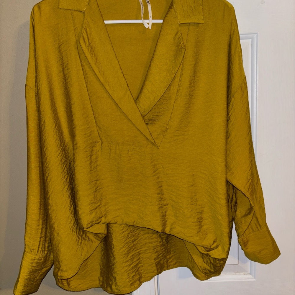 Anthropologie green Asymmetrical Long Sleeve  cropped Blouse